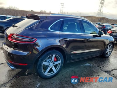 Trzecie zdjęcie samochodu z tyłu: 2016 PORSCHE MACAN TURBO VIN:WP1AF2A50GLB94416 - miniatura