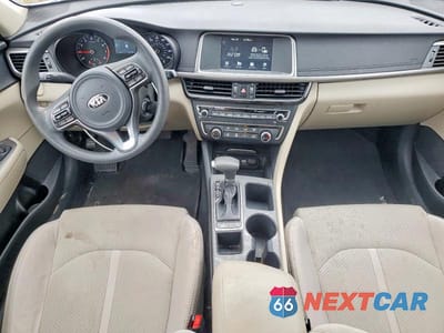 Zdjęcie 8 z 11 samochodu: 2018 KIA OPTIMA LX VIN:5XXGT4L34JG254037 - miniatura