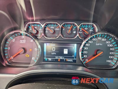 Zdjęcie 9 z 11 samochodu: 2017 CHEVROLET SILVERADO K1500 HIGH COUNTRY VIN:3GCUKTEJ8HG384292 - miniatura