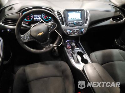 Zdjęcie 8 z 13 samochodu: 2016 CHEVROLET MALIBU LT VIN:1G1ZE5ST7GF292856 - miniatura