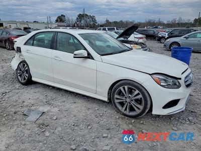 Czwarte zdjęcie samochodu z boku: 2014 MERCEDES-BENZ E 350 VIN:WDDHF5KB3EA805947 - miniatura