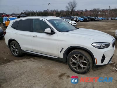 Czwarte zdjęcie samochodu z boku: 2022 BMW X3 XDRIVE30I VIN:5UX53DP05N9J24700 - miniatura