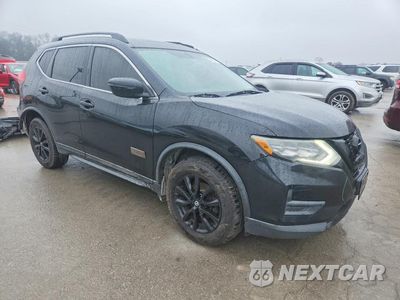 Czwarte zdjęcie samochodu z boku: 2017 NISSAN ROGUE SV VIN:5N1AT2MV2HC763432 - miniatura