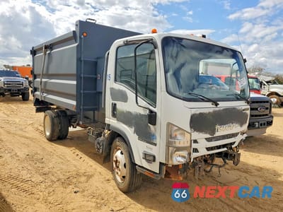 Czwarte zdjęcie samochodu z boku: 2018 ISUZU NPR HD VIN:54DC4W1B3JS801124 - miniatura