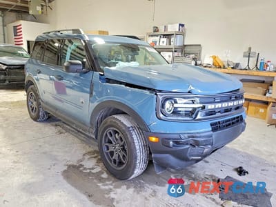 Czwarte zdjęcie samochodu z boku: 2021 FORD BRONCO SPORT BIG BEND VIN:3FMCR9B64MRB01939 - miniatura