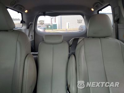 Zdjęcie 10 z 14 samochodu: 2014 TOYOTA SIENNA XLE 8-PASSENGER VIN:5TDYK3DC6ES421356 - miniatura