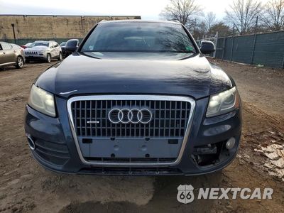 Piąte zdjęcie samochodu w środku: 2012 AUDI Q5 PREMIUM PLUS VIN:WA1LFAFP1CA063011 - miniatura