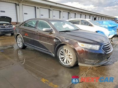 Czwarte zdjęcie samochodu z boku: 2013 FORD TAURUS LIMITED VIN:1FAHP2F84DG136092 - miniatura