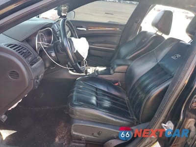 Zdjęcie 7 z 12 samochodu: 2021 CHRYSLER 300 S VIN:2C3CCABG0MH532732 - miniatura