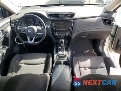 Zdjęcie 8 z 11 samochodu: 2019 NISS ROGUE SV VIN:JN8AT2MT9KW263040 - miniatura