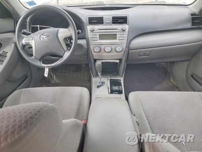 Zdjęcie 8 z 11 samochodu: 2010 TOYOTA CAMRY BASE VIN:4T1BF3EKXAU085776 - miniatura