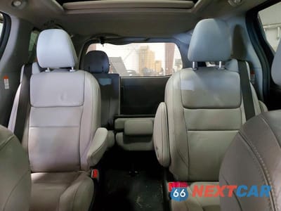 Zdjęcie 10 z 13 samochodu: 2018 TOYOTA SIENNA XLE VIN:5TDYZ3DC9JS924515 - miniatura
