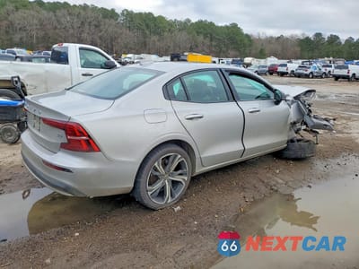 Trzecie zdjęcie samochodu z tyłu: 2024 VOLVO S60 CORE VIN:7JRL12FK5RG317633 - miniatura