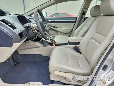 Zdjęcie 7 z 13 samochodu: 2008 HONDA CIVIC HYBRID VIN:JHMFA36228S017768 - miniatura