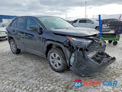 Czwarte zdjęcie samochodu z boku: 2023 TOYOTA RAV4 LE VIN:2T3K1RFV9PC243746 - miniatura