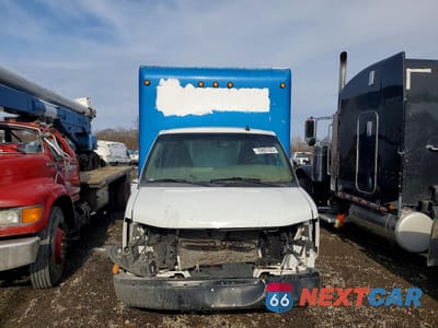 Piąte zdjęcie samochodu w środku: 2019 CHEVROLET EXPRESS BOX TRUCK VIN:1HA3GTCG8KN014636 - miniatura
