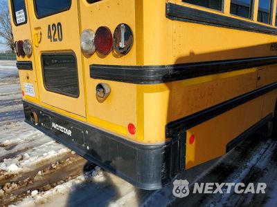 Zdjęcie 9 z 10 samochodu: 2013 IC CORPORATION CE SERIES SCHOOL - SCHOOL BUS VIN:4DRBUSKN4DB307002 - miniatura