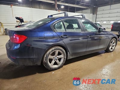 Trzecie zdjęcie samochodu z tyłu: 2013 BMW 328 XI VIN:WBA3B3G55DNR80423 - miniatura