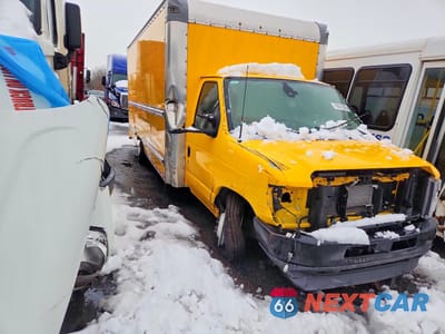 Czwarte zdjęcie samochodu z boku: 2024 FORD E350 BOX TRUCK VIN:1FDWE3FN4RDD08743 - miniatura