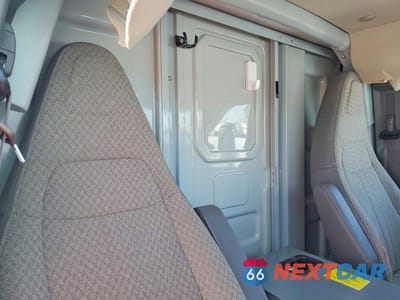 Zdjęcie 11 z 13 samochodu: 2021 GMC SAVANA UTILITY / SERVICE TRUCK VIN:1GD07RF71M1201941 - miniatura