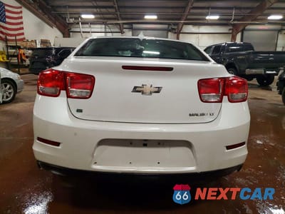 Zdjęcie 6 z 12 samochodu: 2015 CHEVROLET MALIBU 1LT VIN:1G11C5SL3FF189967 - miniatura