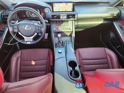 Zdjęcie 8 z 13 samochodu: 2019 LEXUS IS VIN:JTHC81D22K5034811 - miniatura
