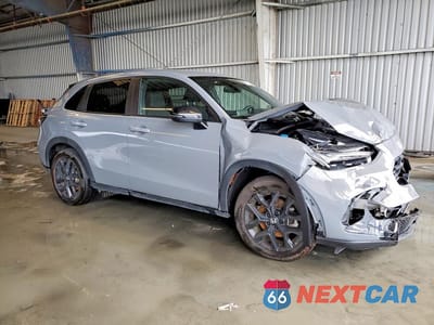 Czwarte zdjęcie samochodu z boku: 2024 HONDA HR-V SPORT VIN:3CZRZ1H55RM720644 - miniatura