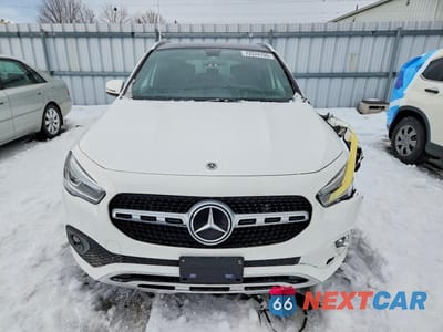 Piąte zdjęcie samochodu w środku: 2021 MERCEDES-BENZ GLA 250 4MATIC VIN:W1N4N4HBXMJ185022 - miniatura