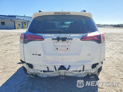 Zdjęcie 6 z 14 samochodu: 2017 TOYOTA RAV4 LE VIN:JTMZFREV4HJ721913 - miniatura