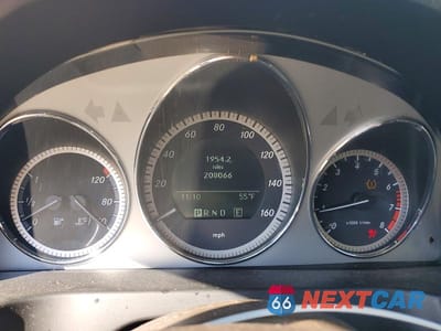 Zdjęcie 9 z 12 samochodu: 2011 MERCEDES-BENZ C 300 VIN:WDDGF5EBXBA448480 - miniatura