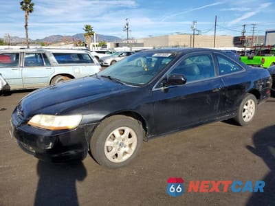 2000 HONDA ACCORD EX 1HGCG327XYA011308 - główne zdjęcie licytacji z USA - miniatura