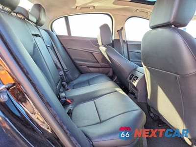 Zdjęcie 10 z 11 samochodu: 2019 JAGUAR XE VIN:SAJAR4FX1KCP49852 - miniatura