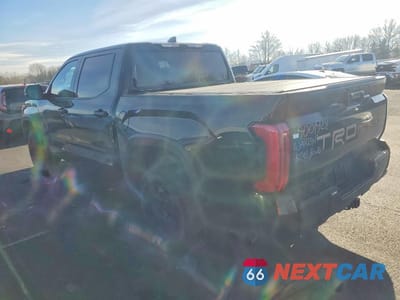 Drugie zdjęcie samochodu z przodu: 2024 TOYOTA TUNDRA TRD PRO HV VIN:5TFPC5DB2RX059540 - miniatura
