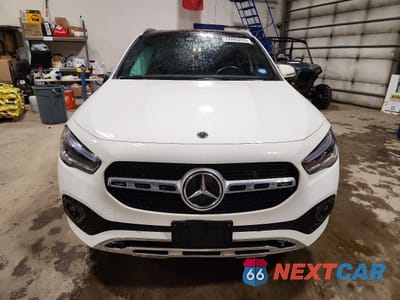 Piąte zdjęcie samochodu w środku: 2022 MERCEDES-BENZ GLA 250 4MATIC VIN:W1N4N4HB2NJ409448 - miniatura