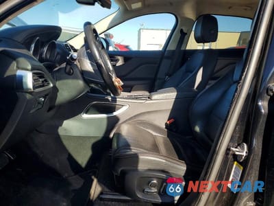 Zdjęcie 7 z 11 samochodu: 2019 JAGUAR F-PACE PRESTIGE VIN:SADCK2GX3KA393127 - miniatura