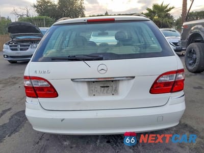 Zdjęcie 6 z 12 samochodu: 2004 MERCEDES-BENZ E 320 VIN:WDBUH65JX4A481968 - miniatura