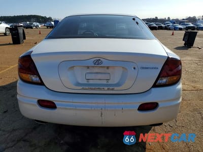 Zdjęcie 6 z 11 samochodu: 2002 OLDSMOBILE AURORA VIN:1G3GR64H324119485 - miniatura