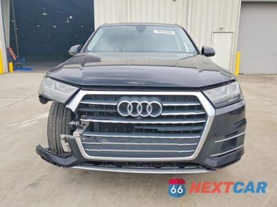 Piąte zdjęcie samochodu w środku: 2017 AUDI Q7 PREMIUM PLUS VIN:WA1LHBF76HD057999 - miniatura