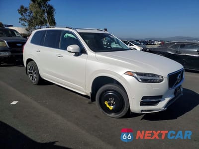 Czwarte zdjęcie samochodu z boku: 2016 VOLVO XC90 T6 VIN:YV4A22PK7G1084269 - miniatura