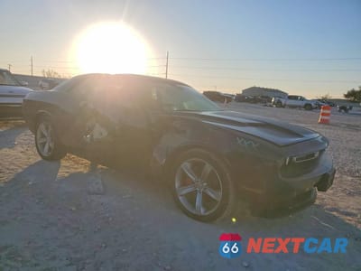 Czwarte zdjęcie samochodu z boku: 2015 DODGE CHALLENGER SXT VIN:2C3CDZATXFH758869 - miniatura