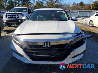 Piąte zdjęcie samochodu w środku: 2018 HONDA ACCORD EX VIN:1HGCV1F40JA141291 - miniatura