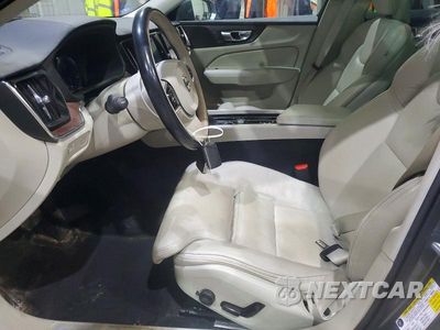 Zdjęcie 7 z 12 samochodu: 2020 VOLVO V60 CROSS COUNTRY T5 MOMENTUM VIN:YV4102WK4L1040926 - miniatura