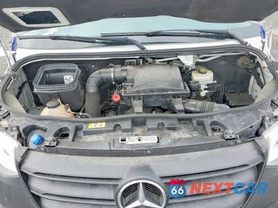 Zdjęcie 12 z 12 samochodu: 2021 MERCEDES BENZ SPRINTER 2500 UTILITY / SERVICE VAN VIN:W1Y4DBHYXMT059617 - miniatura