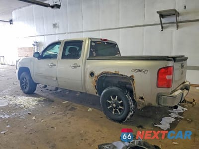 Drugie zdjęcie samochodu z przodu: 2012 CHEVROLET SILVERADO K1500 LT VIN:3GCPKSE75CG241336 - miniatura