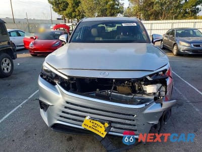 Piąte zdjęcie samochodu w środku: 2026 LEXUS TX VIN:5TDAAAA68TS018421 - miniatura