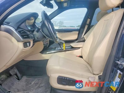 Zdjęcie 7 z 13 samochodu: 2017 BMW X5 XDRIVE35I VIN:5UXKR0C34H0V74762 - miniatura
