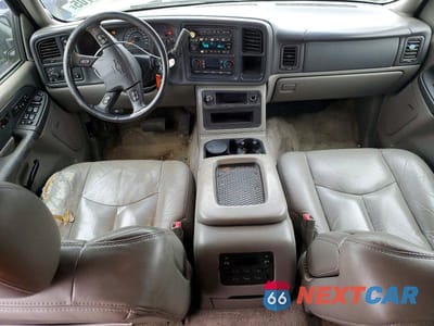Zdjęcie 8 z 11 samochodu: 2003 CHEVROLET TAHOE K1500 VIN:1GNEK13Z03J315547 - miniatura
