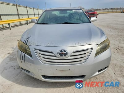 Piąte zdjęcie samochodu w środku: 2007 TOYOTA CAMRY LE V6 VIN:JTNBK46K173026811 - miniatura