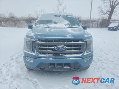 Piąte zdjęcie samochodu w środku: 2023 FORD F150 SUPERCREW VIN:1FTFW1E80PKD15182 - miniatura