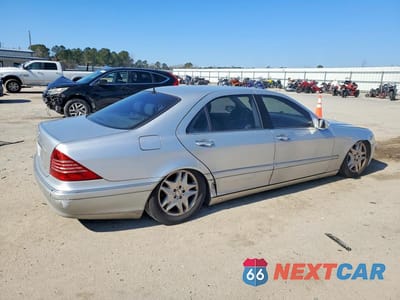 Trzecie zdjęcie samochodu z tyłu: 2003 MERCEDES-BENZ S 430 VIN:WDBNG70J83A372170 - miniatura